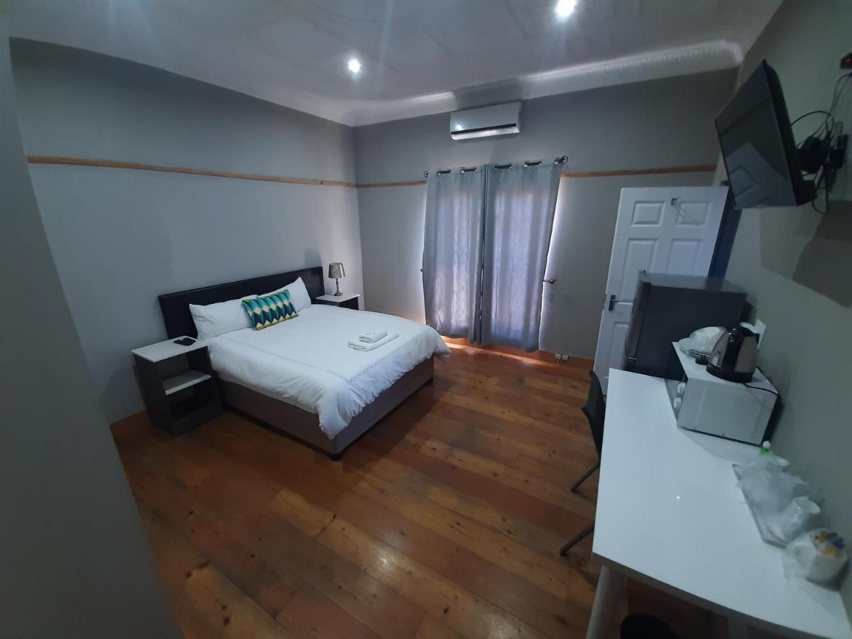 Lux Rooms On 37 Bloemfontein Luaran gambar